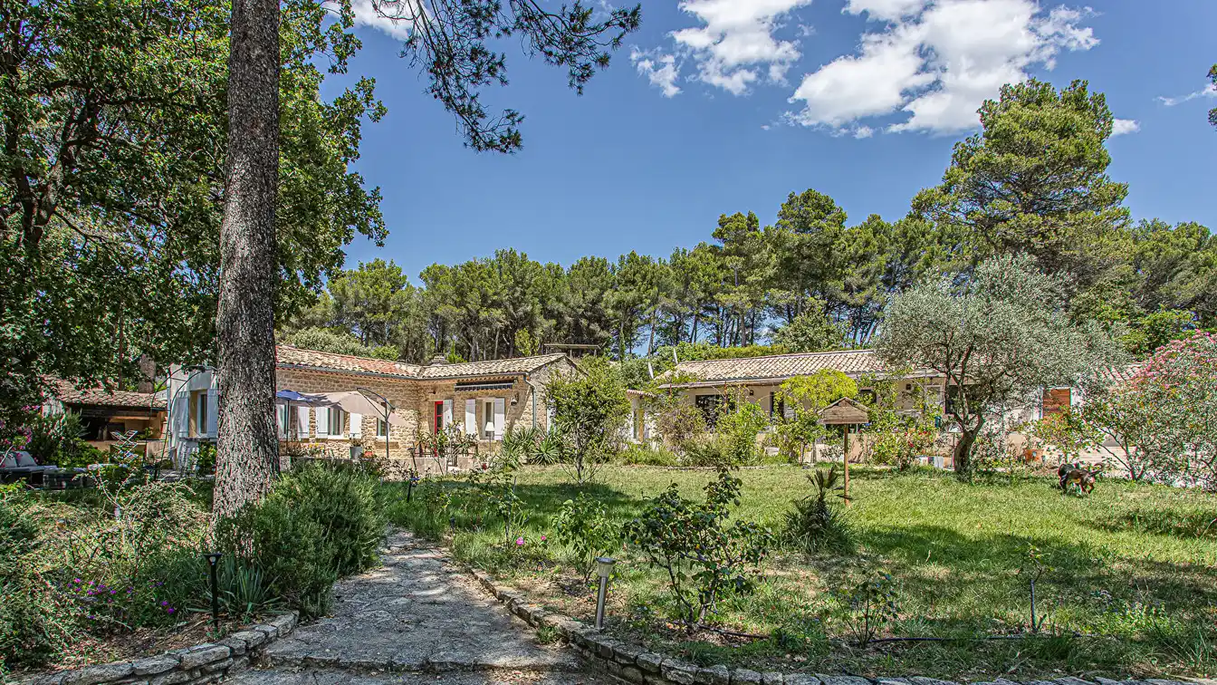 Beautifully Renovated Compound