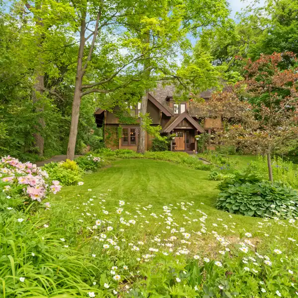 GRAND ALBERT KAHN–CONSULTED TUDOR ESTATE