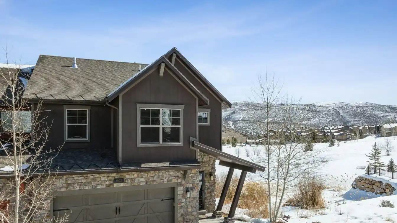 Amazing Remodeled Townhome