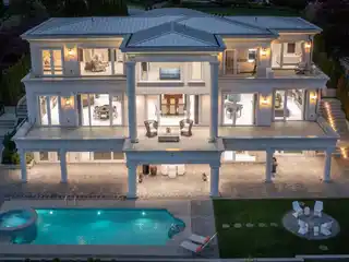 Unobstructed Panoramic Views