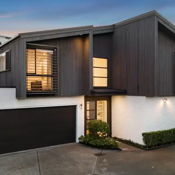 A SCHEME OF SIMPLICITY AND ELEGANCE