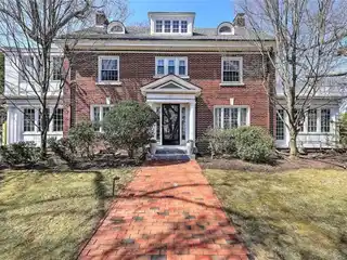 Brick Georgian in Blackstone Park
