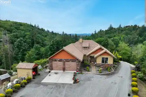 Efficient Country Oasis with Stunning Landscaping