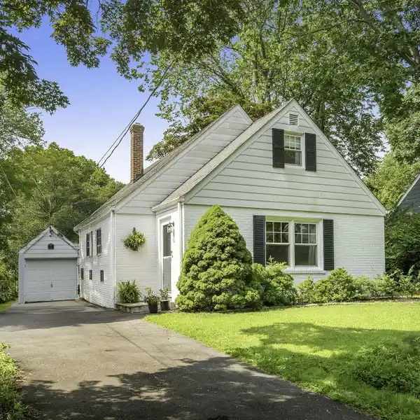 CHARMING OLD GREENWICH HOME IN A PICTURESQUE SETTING