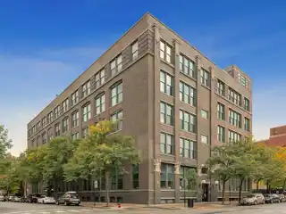 Multi-Level Penthouse Residence in Fulton Market