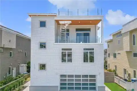 Completely Renovated Modern Coastal Dream House