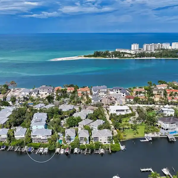 EXQUISITE WATERFRONT TOWNHOME