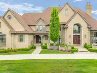 Exquisite Colonial in the Prestigious Hills of Oakland