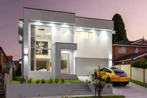 Statement Residence in Premier Location