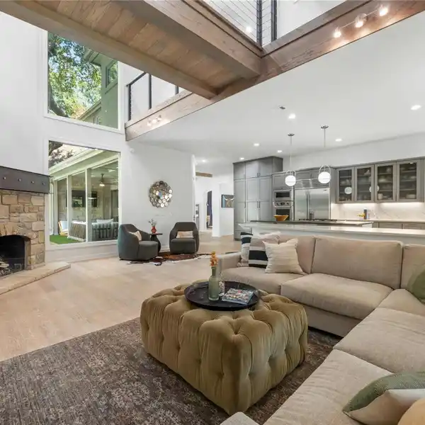 TRADITIONAL CHARM WITH CONTEMPORARY ELEGANCE