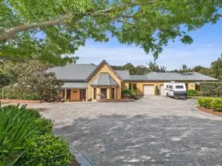 Expansive Country Manor