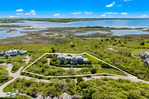 Exceptional Nantucket Compound