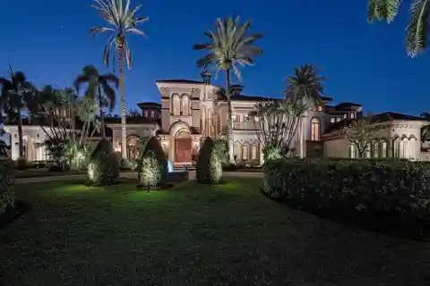 Palatial Estate Without Equal