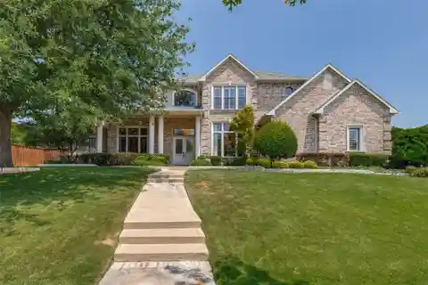 Refined Luxury Living in an Unparalleled Location