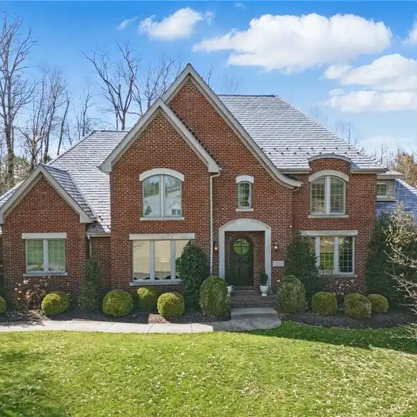 EXCEPTIONAL HOME IN DEERFIELD MANOR