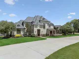 Amazing Seven-Acre Estate