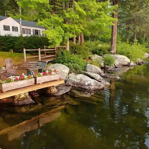 STUNNING LAKESIDE PARADISE COTTAGE