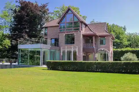 Exceptional Villa with Landscaped Garden