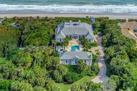 Stunning Oceanfront Estate in Exclusive John's Island