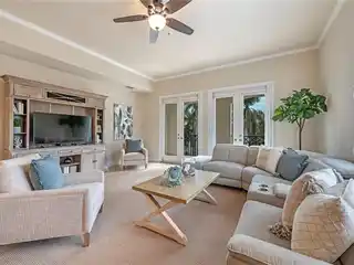 Stunning and Rarely Available Tiburn Penthouse