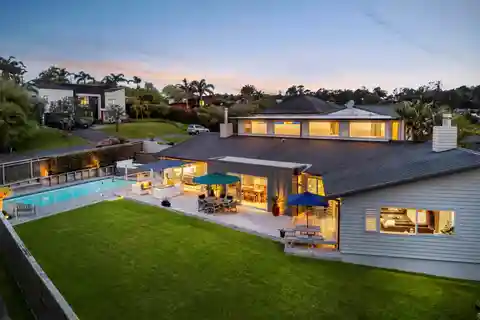 Contemporary Lifestyle Living