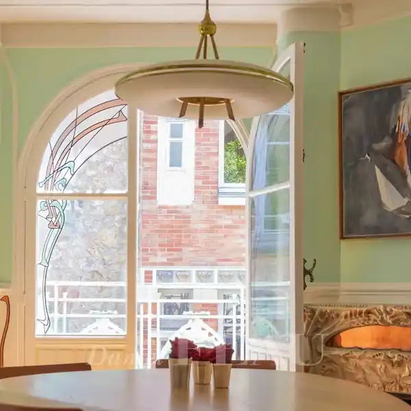 QUAINT COURTYARD APARTMENT