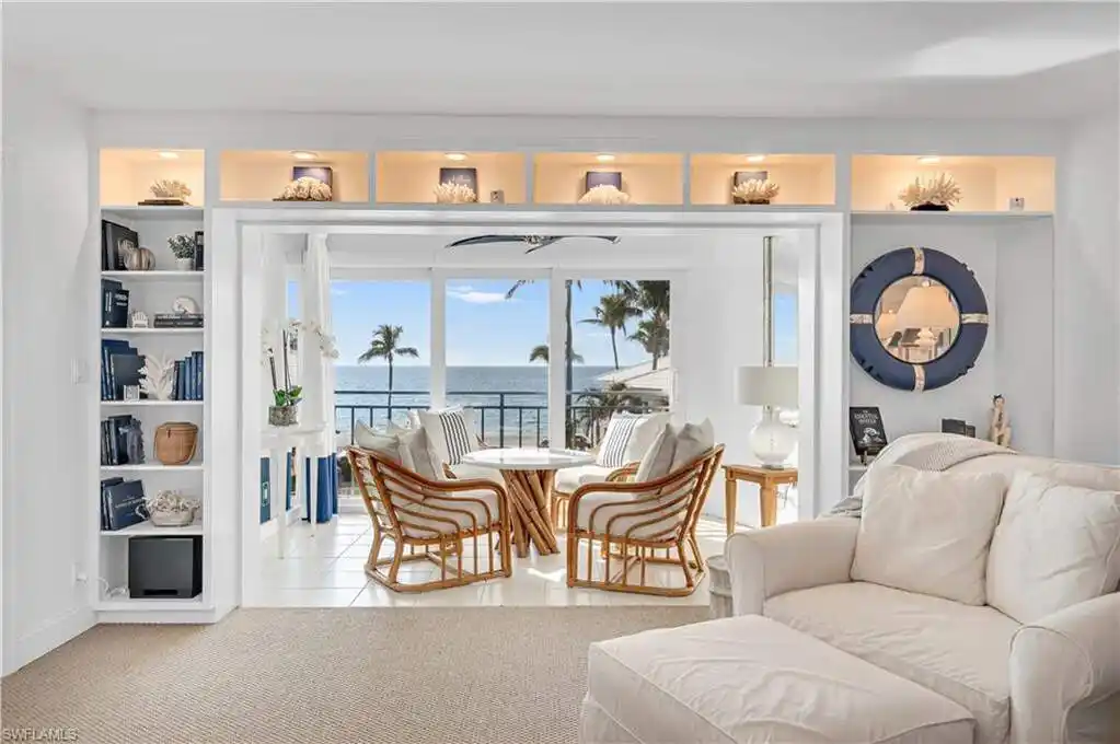Luxurious Condo with Gulf Views