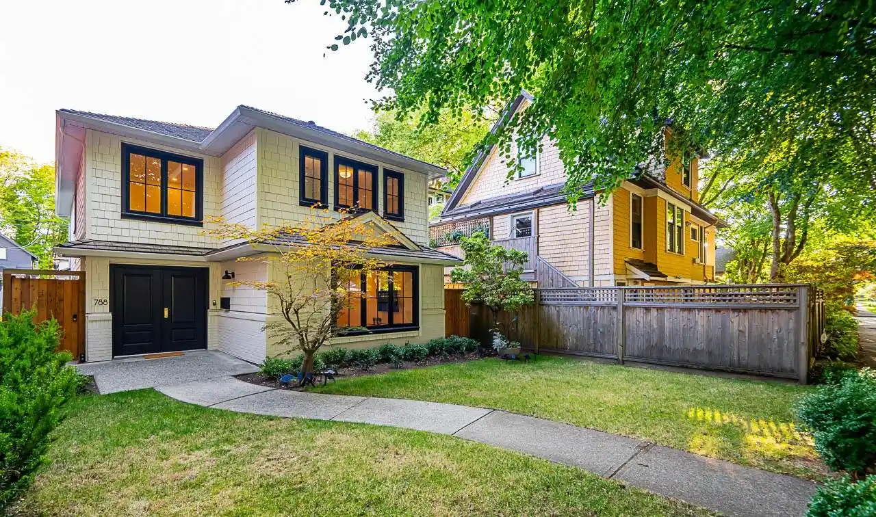 Beautifully Renovated Home Across from Heather Park
