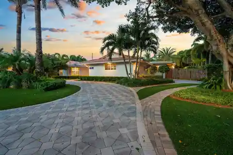 West Indies Charm Meets Modern Luxury Living