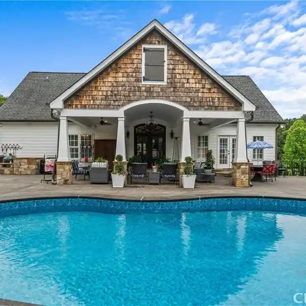 LUXURY HOME AND 22-ACRE EQUESTRIAN PROPERTY