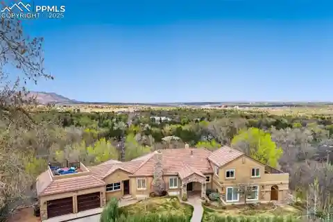 Beautifully Renovated Home in Old Broadmoor