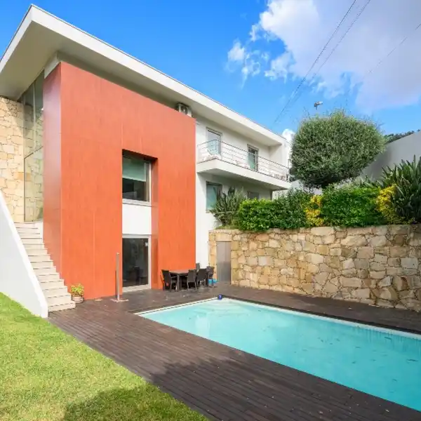 MODERN VILLA WITH PANORAMIC GREEN LANDSCAPE VIEWS