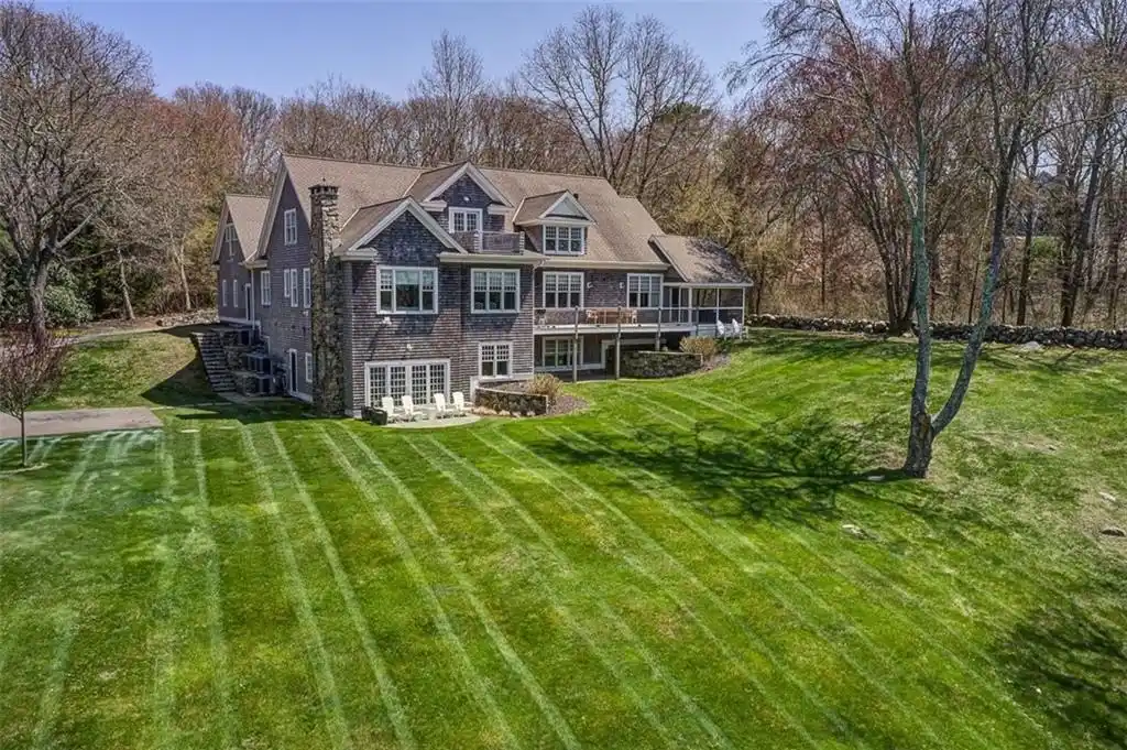 Architecturally Designed Shingled Cottage