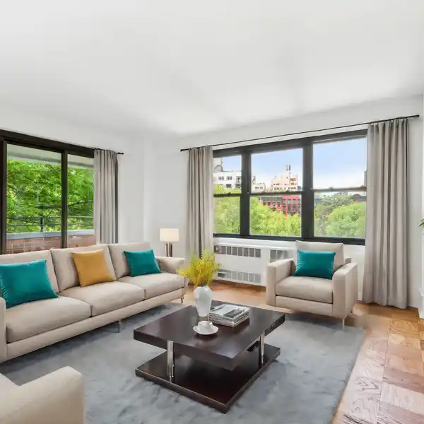 SPACIOUS TWO BEDROOM WITH A FANTASTIC LAYOUT