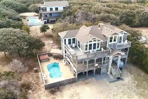 Exquisite Beach Living
