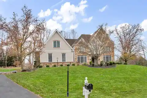 Magnificent Estate Atop a Hill