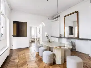 Immaculate Apartment with an Excellent Plan