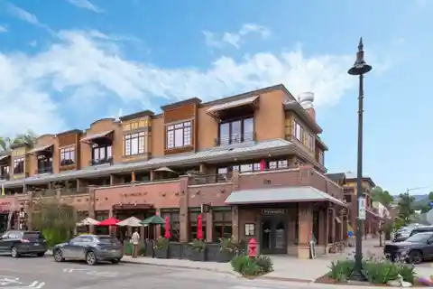 Exceptional Downtown Townhome