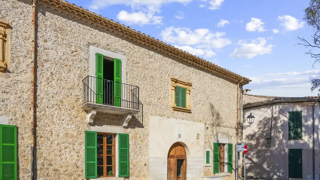 Historic Townhouse in the Center of Mancor De La Vall