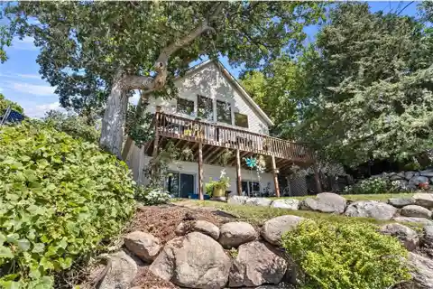 Lake Living at Its Best