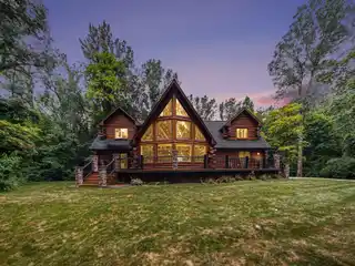 Stunning Custom Cedar Home on Private Sanctuary
