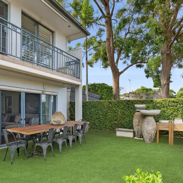 SPACIOUS ABODE PROVIDING A LIFESTYLE TO BE ENVIED