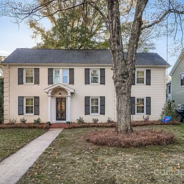 1939 HISTORIC CHARM WITH MODERN SOPHISTICATION