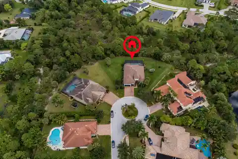 Beautifully Maintained Home in Copperleaf