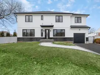 Modern Elegance with Thoughtful Designer Renovation