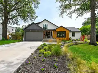 Modern Midtown Beauty