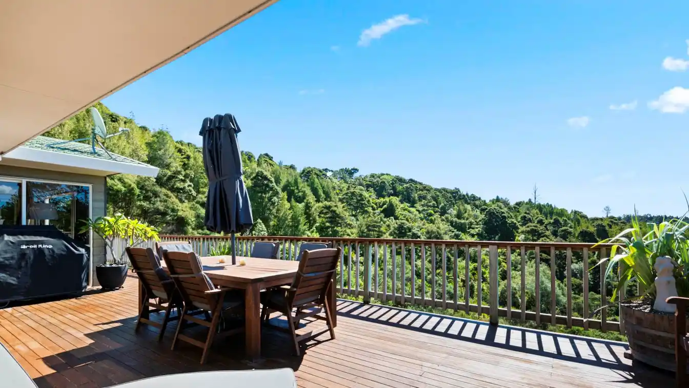 Secluded Haven with Uninterrupted Views