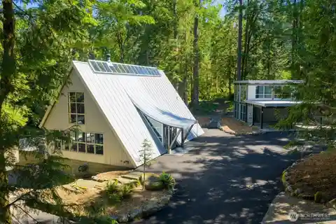 Dramatic Steel-And-Glass A-Frame
