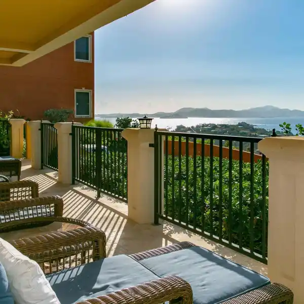 ST. JOHN TROPICAL GETAWAY
