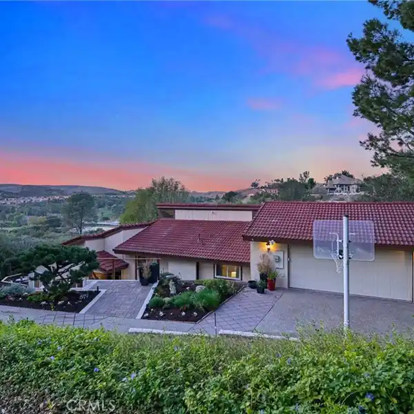HIGHLY UPGRADED CUSTOM ESTATE